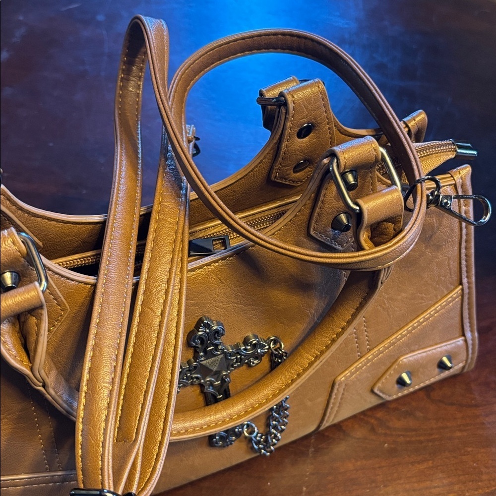 NWOT crossbody handbag with cross and chain hardware - Picture 7 of 7